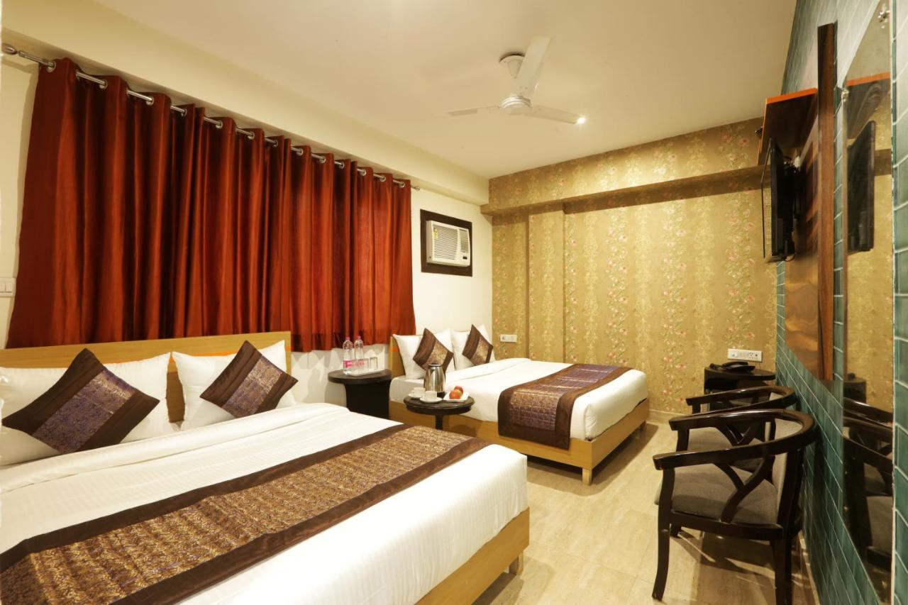 Hotel Ark Suites At Airport New Delhi Exterior photo